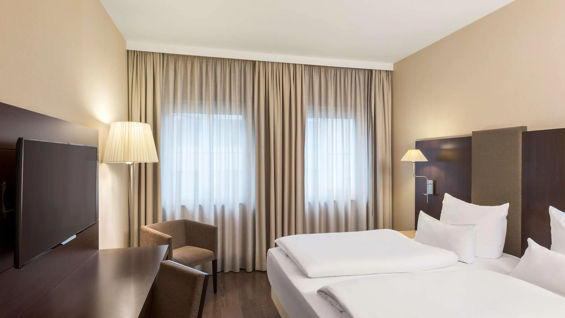 Nh Duesseldorf Koenigsallee Hotel Düsseldorf