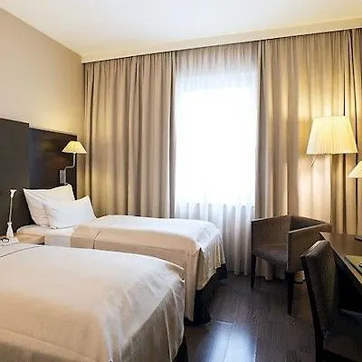 **** Hotel Nh Duesseldorf Koenigsallee Germany